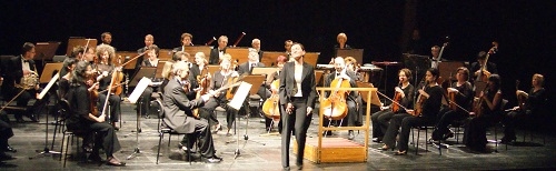 Petra Giacalone - direttore dorchestra Petra Giacalone - direttore dorchestra