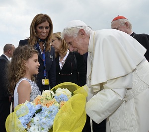 Papa A Milano 3 Giugno 2012 Ultimi Saluti Papa a Milano 3 giugno 2012 - ultimi saluti