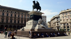 Milano Statua Viyyorio Emanuele.1 MILANO STATUA_VIYYORIO_EMANUELE.1