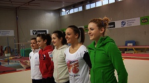 MTV   Ginnaste vite parallere   ragazze gruppo