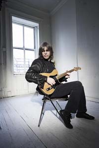 V3 Mike Stern 2 Di Clay Patrick Mcbride v3 Mike Stern 2 di Clay Patrick McBride
