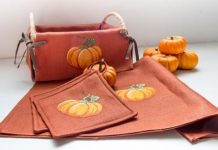 Arriva “HALLOWEEN”: ecco gli accessori per la cucina firmati punti e fantasia composizione