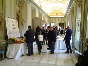 BUONO ONESTO CIROCOLO DELLA STAMPA MILANO