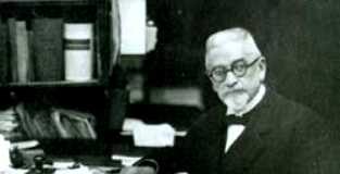 Ulrico Hoepli nel_suo ufficio