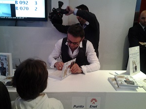 BRUNO BARBIERI firma il suo libro