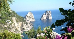 Capri Anacapri Napoli Faraglioni con bouganville
