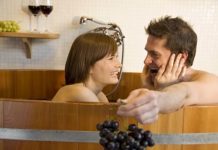 ALLE TERME MERANO IL MOSTO FRESCO DI SPREMITURA Bagno al vino per due by Tappeiner m - Terme Merano
