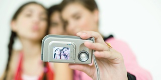 Selfie2 selfie2