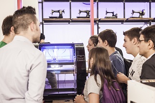 Maker Space Meetmetonight15 171lorenza Daverio Museo Nazionale Scienza Tecnologia R Maker Space - meetmetonight15 171Lorenza Daverio - Museo Nazionale Scienza Tecnologia r