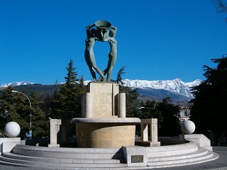 L Aquila - fontana luminosa