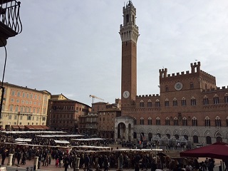 Siena Piazza Campo Mercato Siena - Piazza Campo Mercato