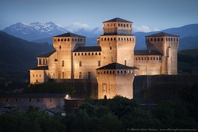 Appennino - Castello di Torrechiara - foto di Alberto Ghizzi Panizza