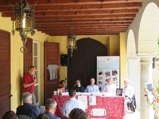 TAVOLO RELATORI CONFERENZA STAMPA