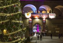BOLOGNA. TASTE OF CHRISTMAS 2016 A PALAZZO RE ENZO PALAZZO RE BOLOGNA