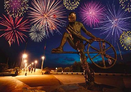 Fuochi D Artificio Natale A Forte Dei Marmi Fuochi d artificio Natale a Forte dei marmi
