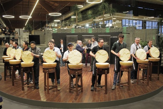 INTAGLIATORI PARMIGIANO REGGIANO