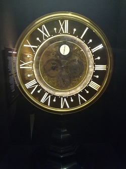 Poldi Pezzoli msotra orologi particolare
