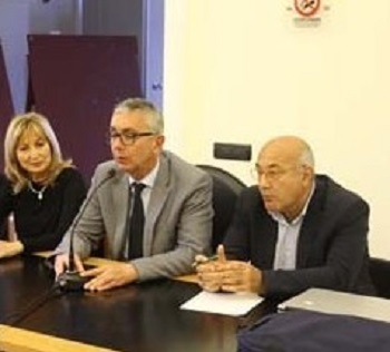 al centro della foto il sindaco di Maiori Antonio Capone con i funzionari della Soprintendenza Lina Sabino e Michele Faiella