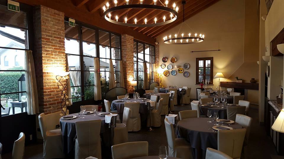 Cascina Ovi sala-principale