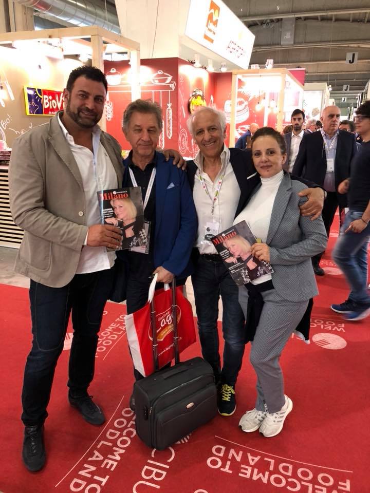 a sx Antonio Perrone con Dario Bordet e colleghi ANTONIO PERRONE