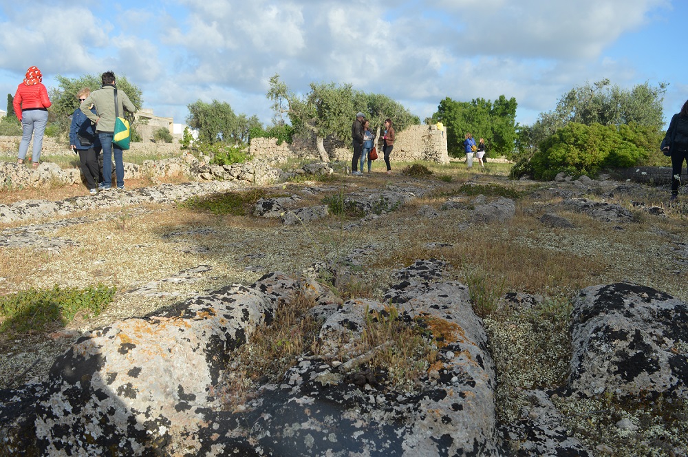 L'antica via Leuca dense SOLCATA dai carretti Salento wlanticavialeucadenseSOLCATAdaicarretti-HOME