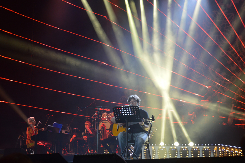 La Notte della Taranta MINO DE SANTIS canto alla terra