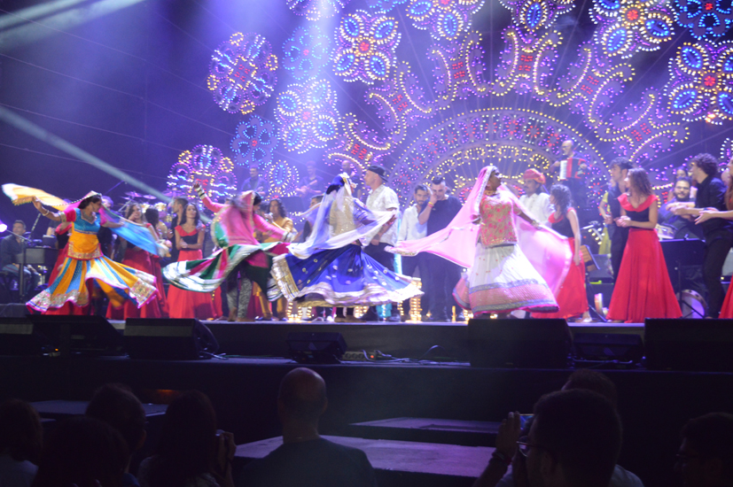 La notte della taranta finale BALLERINE INDIANE