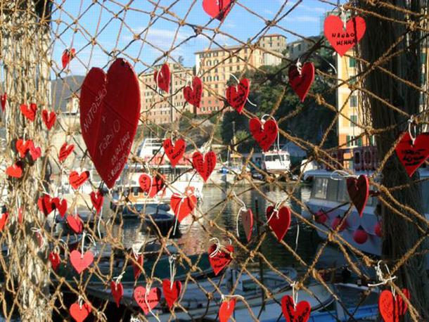 CAMOGLI LOVE CAMOGLI LOVE