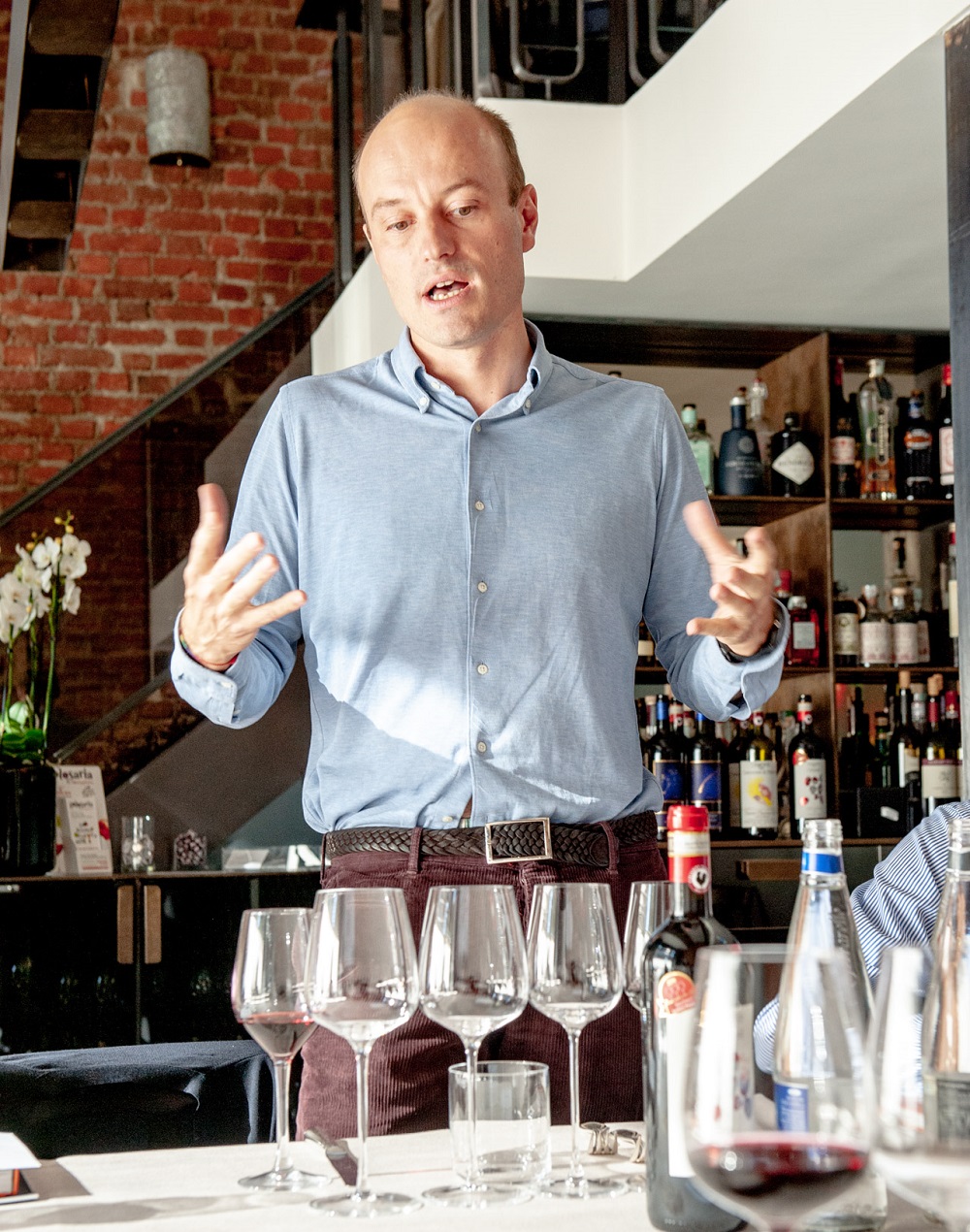 LEO FEMFER  delle Cantine NITTARDI