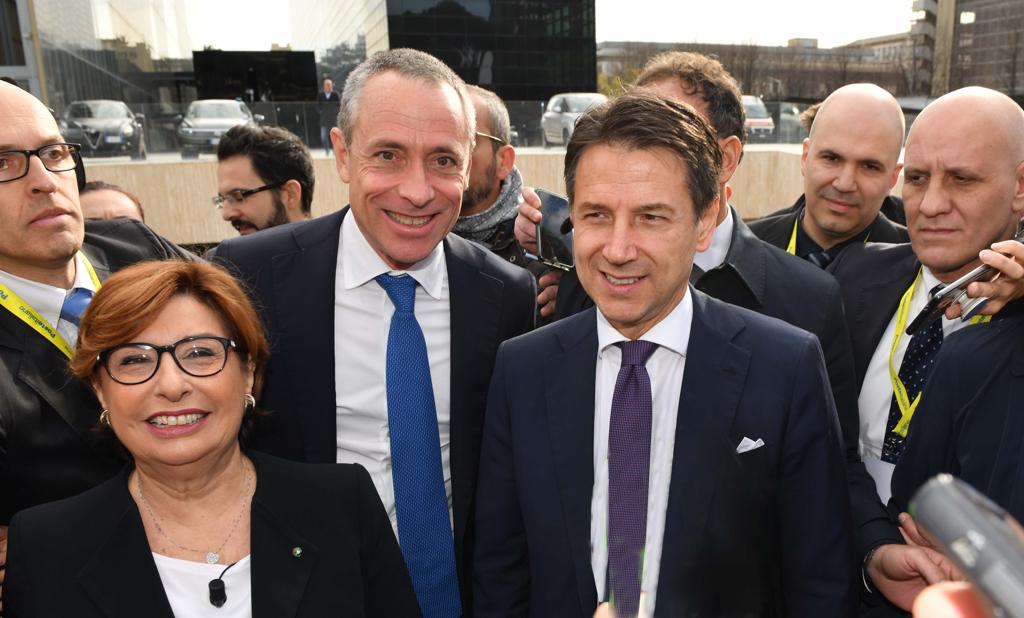 Poste incontra i Sindaci d'Italia M.B. Farina, Matteo Del Fante, Giuseppe Conte