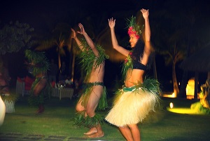 St regis polynesian show bora bora
