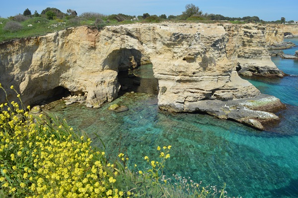 wmelendugno-faraglioniSANTANDREA