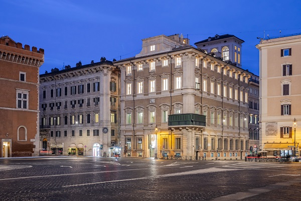 Palazzo Bonaparte Esterno 1