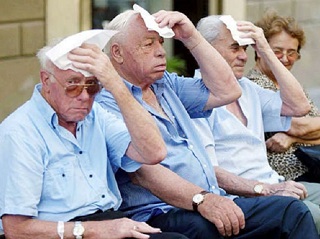 caldo estivo - 13 milioni di anziani anziani in Italia