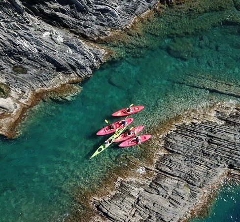 Outdoor Portofino kayak clean up 1