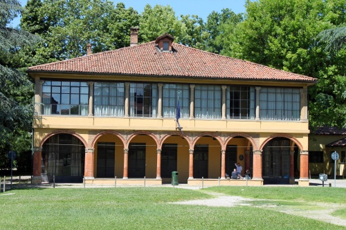 PALAZZINA DALLA VIOLA