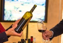 TRENTINO. Le bollicine del TRENTODOC protagoniste delle le Strade del vino e dei sapori del Trentino – fino al 9 gennaio 2011 ATuttoMarzemino ArchivioStradaVinoSaporiTrentino Ph.M lr