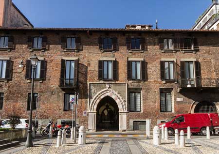Piazza Borromeo Milano Rr PIAZZA BORROMEO MILANO rr