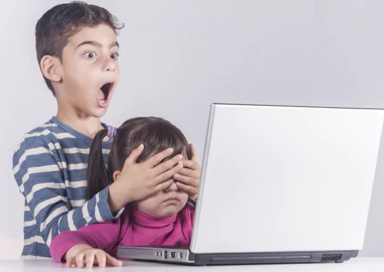 Come proteggere la navigazione online dei propri figli