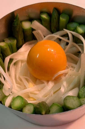 Asparagi con le uova r