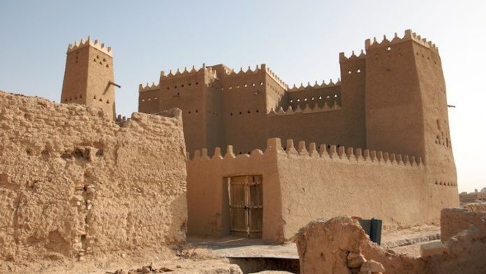 LARABIA SAUDITA INAUGURA UFFICIALMENTE IL SITO DI AL-DIRIYAH