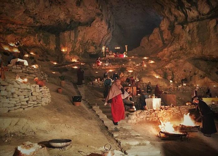 UnItalia tutta da far conoscere Genga prepepe vivente