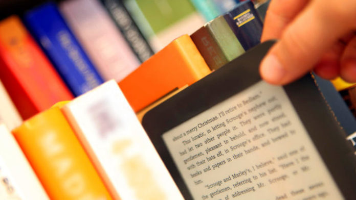 Libri Vince la narrativa resiste la carta e si acquista da smartphone