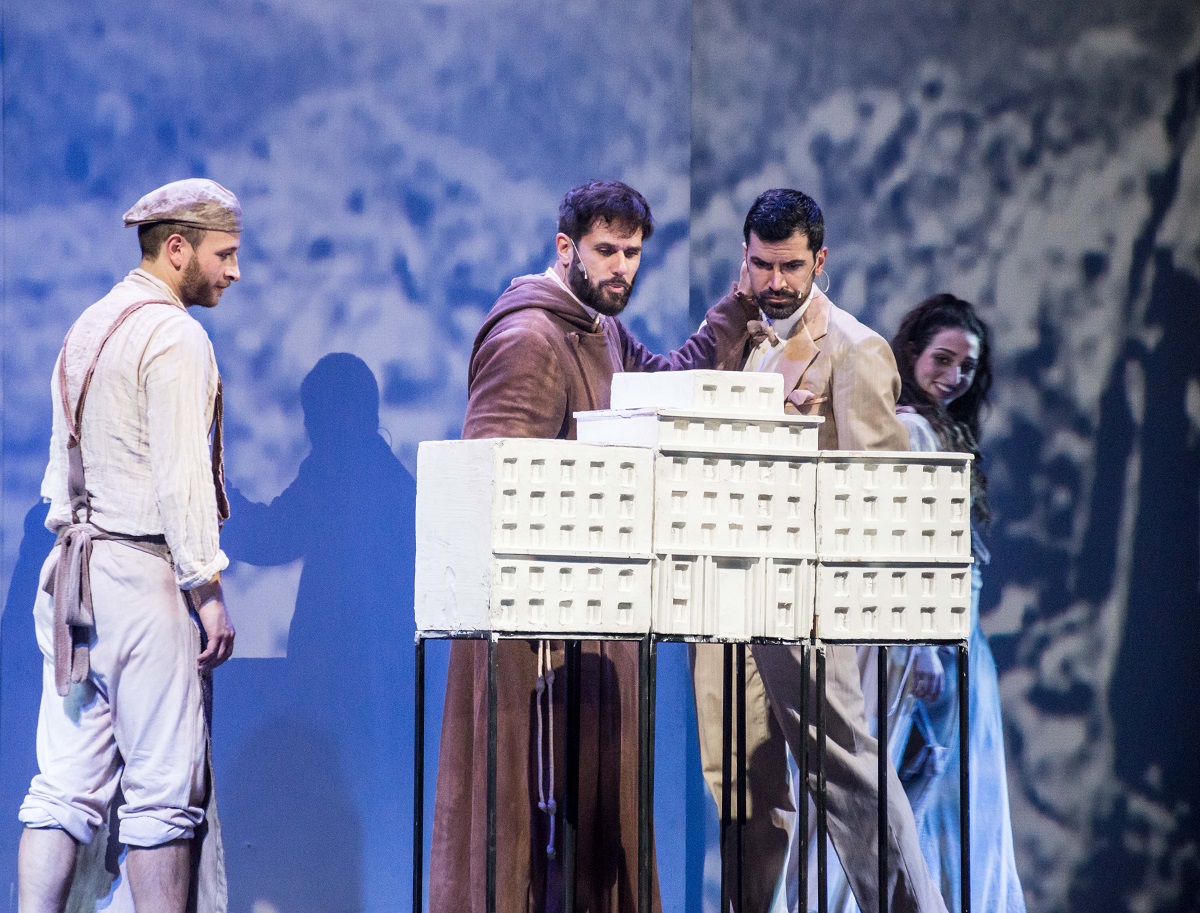 scena finale con Attilio Fontana ph. Grazia Guarino