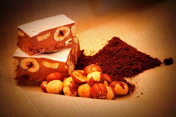 torrone aquilano tenero al cioccolato