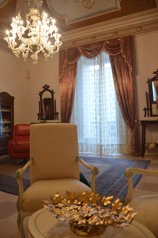 wpalazzoRodio-saloneVERT