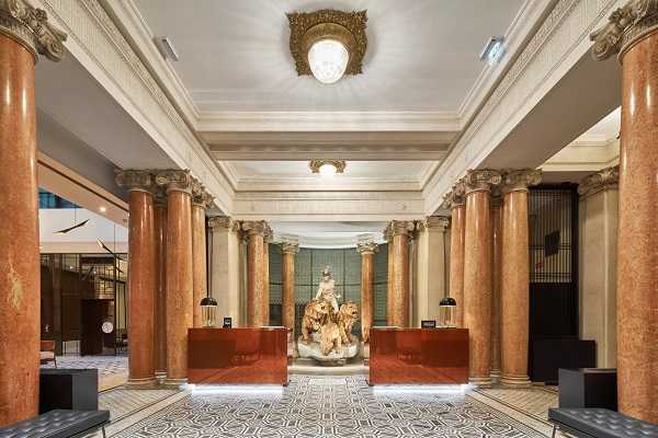 DOUBLE TREE HILTON TRIESTE Ph.Roberto Pastrovicchio DOUBLETREEHILTONTRIESTE Ph.Roberto Pastrovicchio