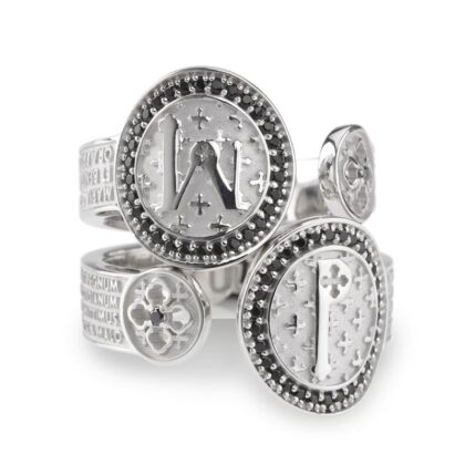 Infinituum Spinelli Neri Corretta