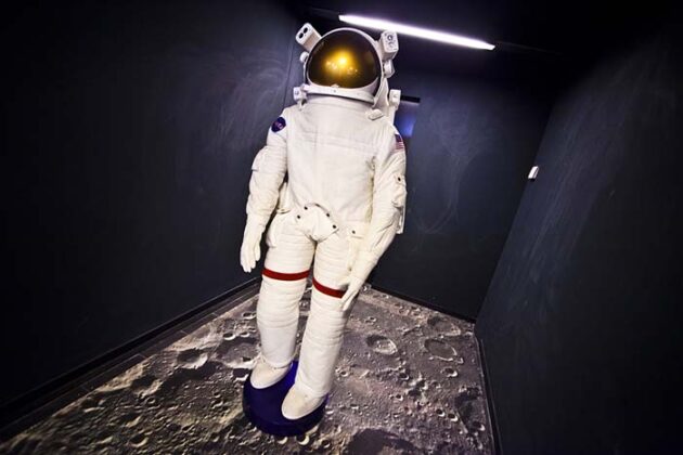 The Martian Samanta Cristoforetti 2015 04