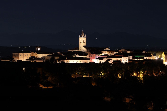 notturno la lepre e la luna
